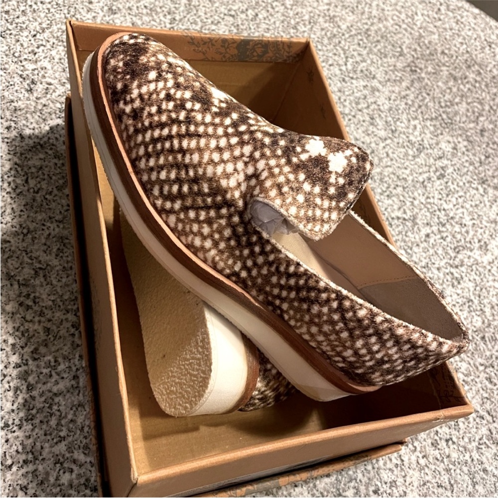 FREE PEOPLE~NEW IN BOX!!